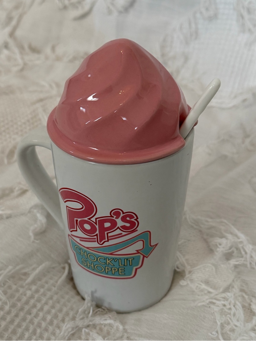 Riverdale Pop’s Chock’lit Shoppe Mug With Spoon - Picture 7 of 9